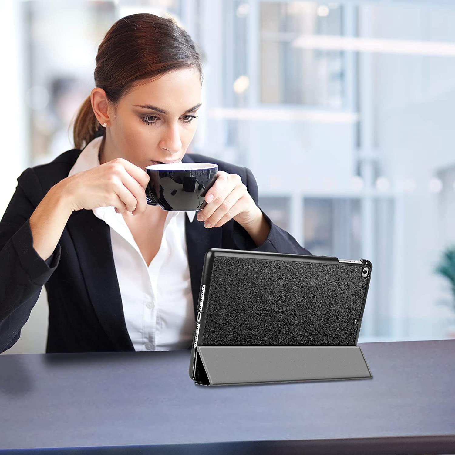 Slimshell Case for Ipad 6Th / 5Th Generation (2018 2017 Model, 9.7 Inch), Ipad Air 2 / Air 1 (9.7 Inch) - Lightweight Stand Smart Protective Cover with Auto Sleep/Wake, Black